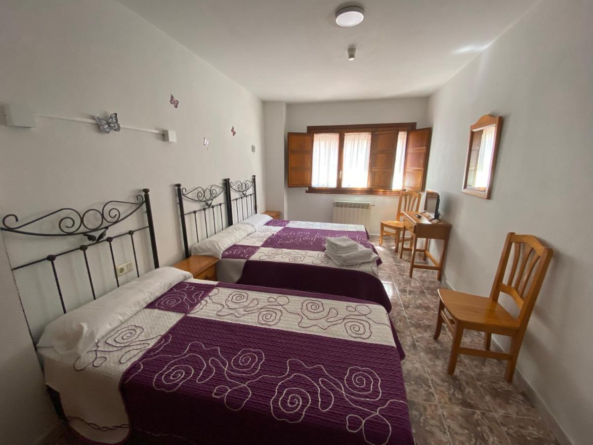 Hostal La Alberca エクステリア 写真